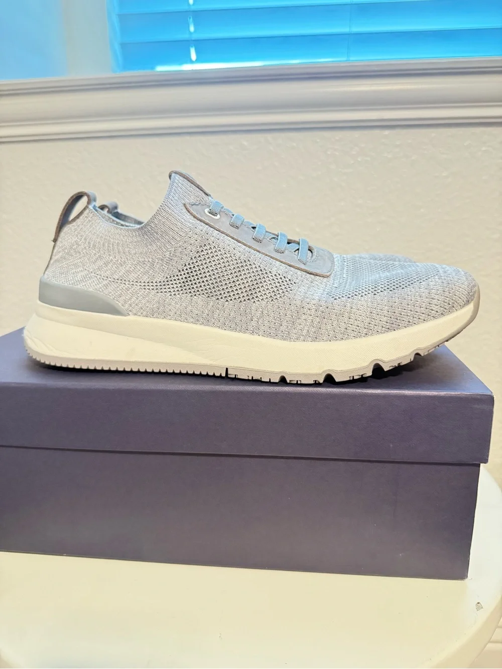 JOHNNIE-O Men's Knit Mesh Runner Sneaker